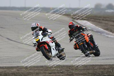 media/Nov-29-2025-TrackDaz (Sat) [[10ae2d9bce]]/B Group/Session 3 (Outside Grapevine)/